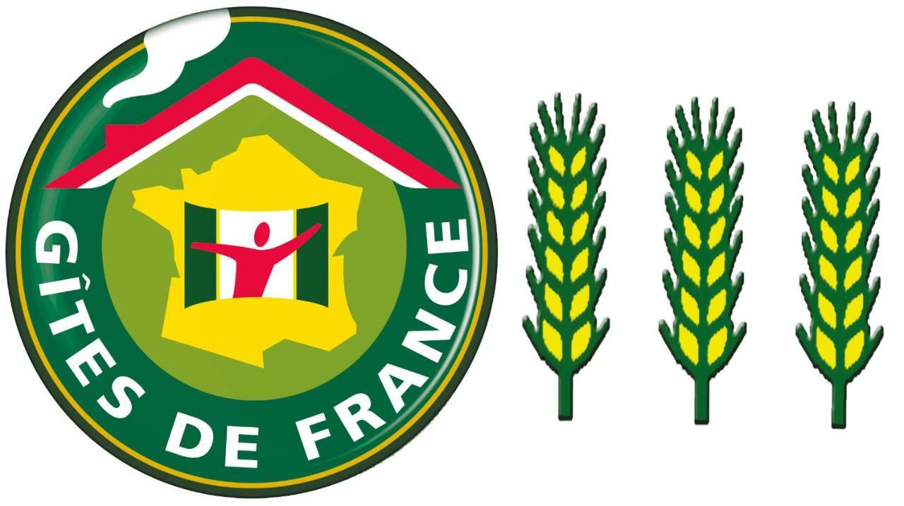 Le Mas De Bertagne Жемено Экстерьер фото